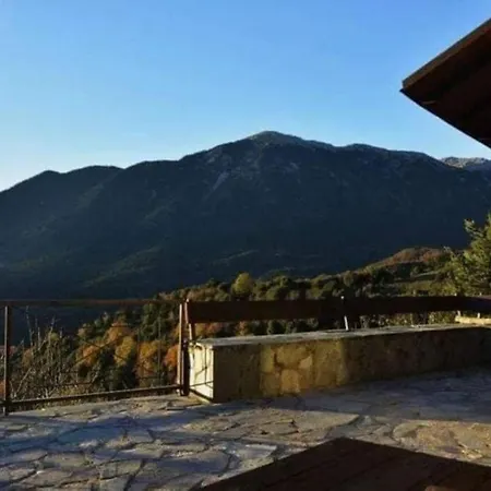 Charming Cottage With Mountain Views Apartment Oinokhorion